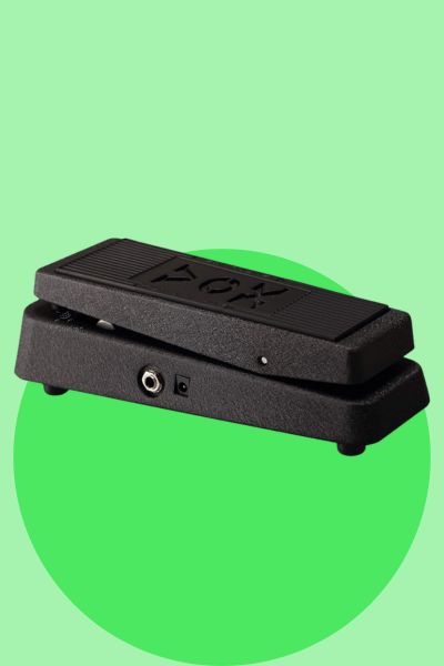 Vox V845 classic wah wah guitar effects pedal inspired by 60s wah sounds