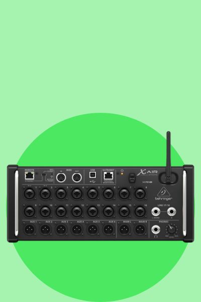 Behringer XAir XR18 digital mixer for bands, solo performers and live sound