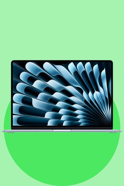 Apple MacBook Air 15 inch M5 laptop for Logic Pro and mobile music production